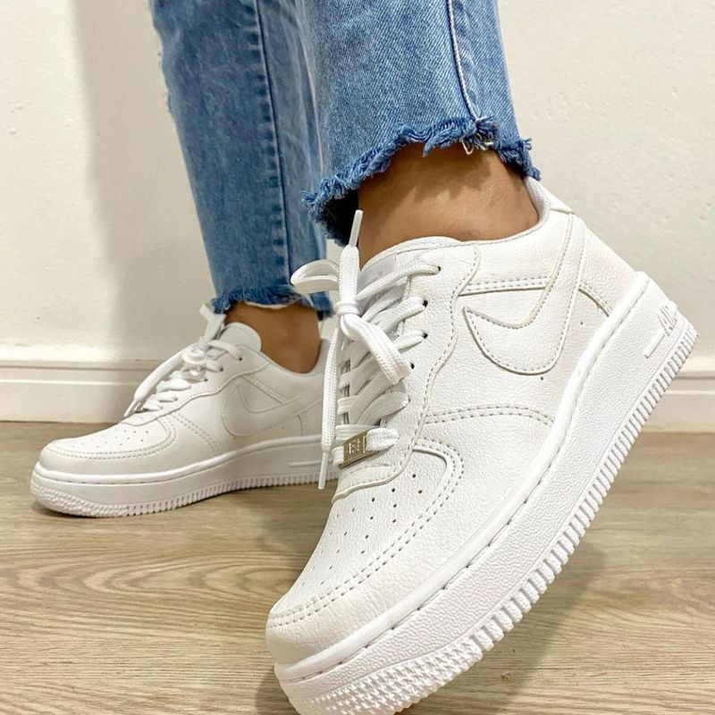 Tênis NIKE AIR FORCE 1 ORIGINAL EM COURO Air Technology