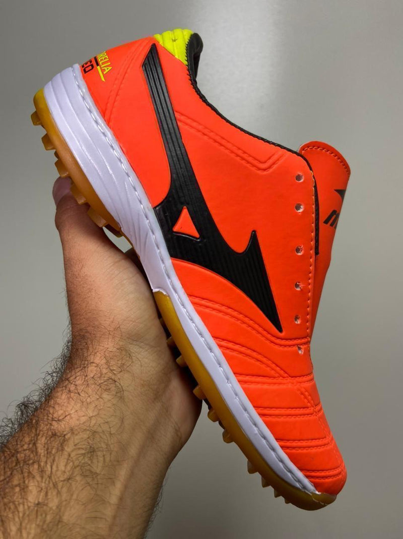 CHUTEIRAS SOCIETY NIKE E MIZUNO