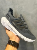 TÊNIS ULTRABOOST LIGHT 23