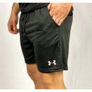 Bermuda Short Under Armour Masculino 2 em 1 Forro Duplo Fitness para Atividades físicas academia