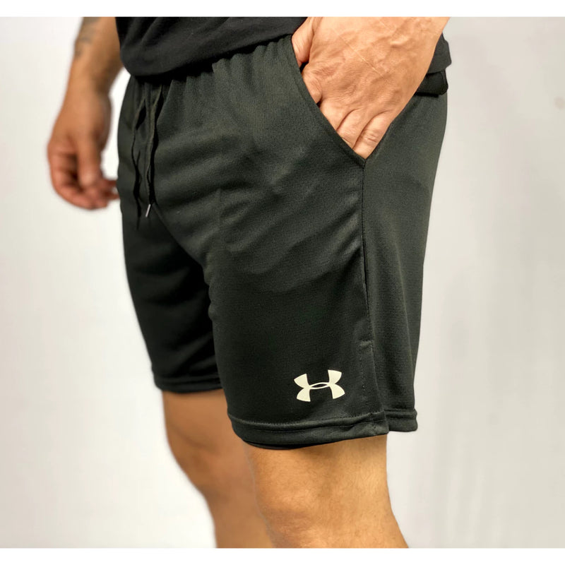 Bermuda Short Under Armour Masculino 2 em 1 Forro Duplo Fitness para Atividades físicas academia
