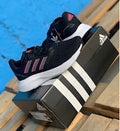 ADIDAS RUNFALCON 3.0 super conforto no passeio, caminhada ou corrida tecnologia Cloudfoam (Proporciona amortecimento e conforto)