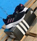 ADIDAS RUNFALCON 3.0 super conforto no passeio, caminhada ou corrida tecnologia Cloudfoam (Proporciona amortecimento e conforto)